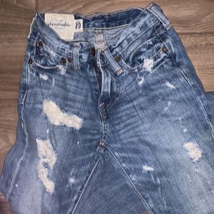 Abercrombie Horton classic straight distressed jeans size 10.